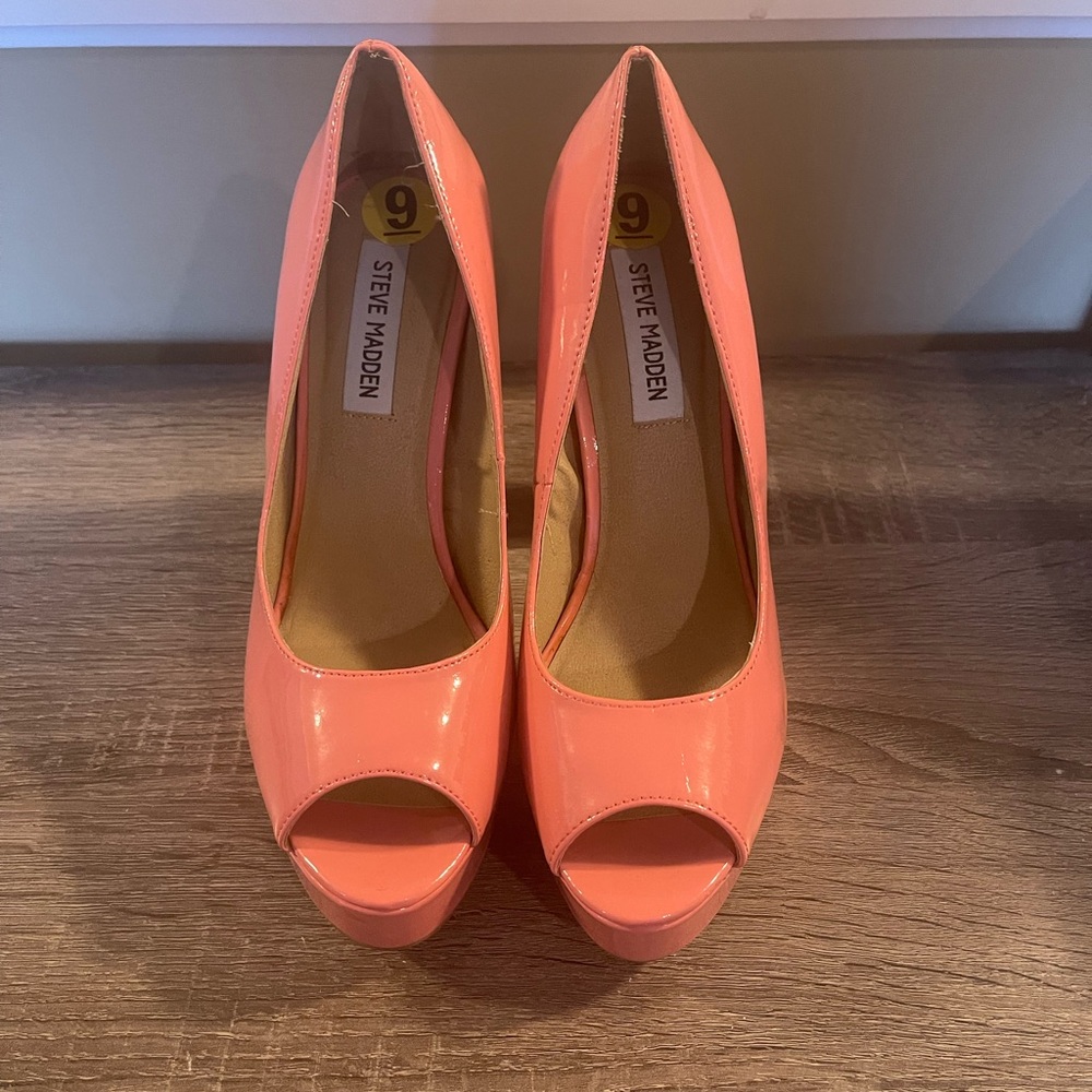 Steve Madden Coral Peep Toe Heels